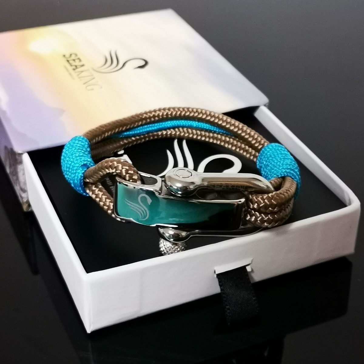 Buy Shark Dorsal Fin Terror Art Deco Fashion Heart Chain Bracelet Jewelry  Charm Fashion at Amazon.in